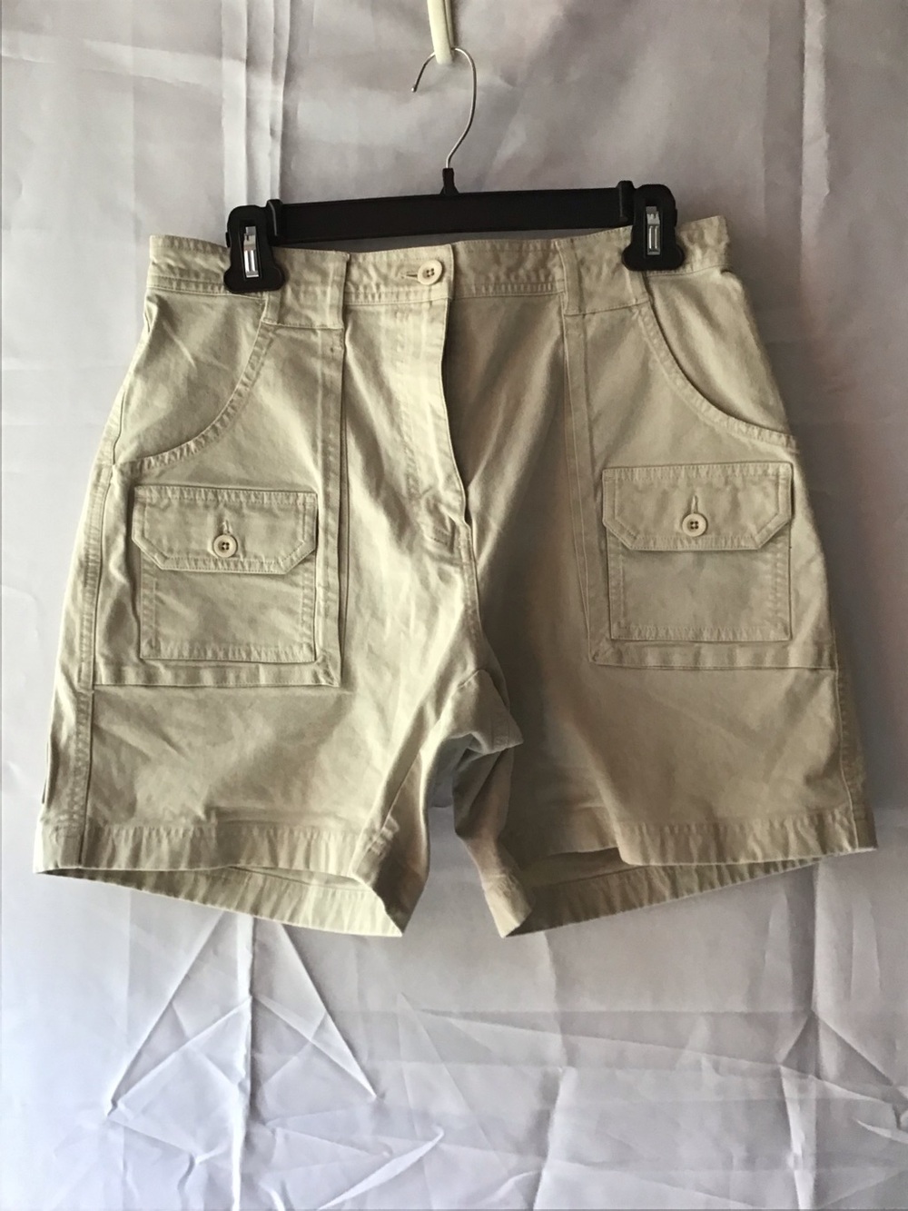 22 L.L. Bean Light Beige Women's Shorts